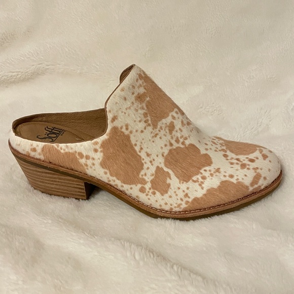 Sofft Ameera Mules in Caramel Ivory - Cow Print - Picture 5 of 8